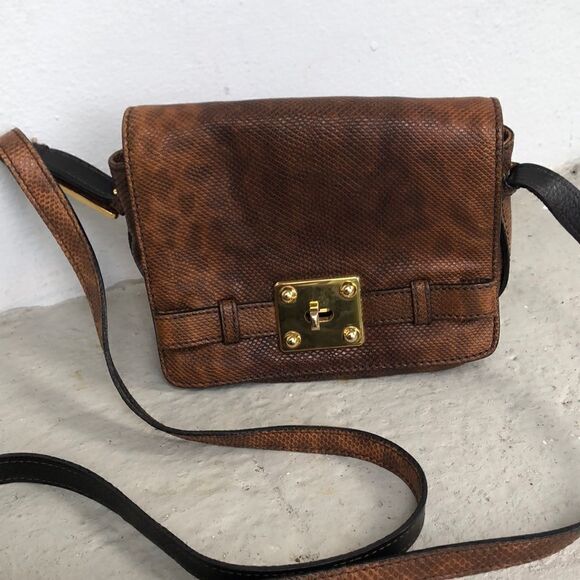 Zagluani Crossbody  - Picture 1 of 8